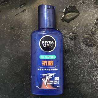 洁面液