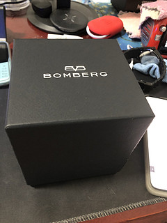 小众的腕表品牌bomberg-NS44