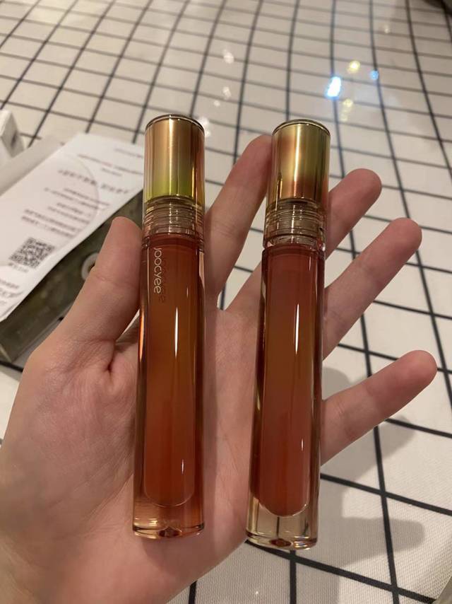 酵色丝绸哑光唇釉——国货之光