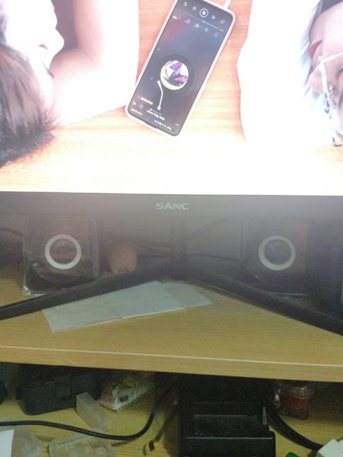 盛色显示器