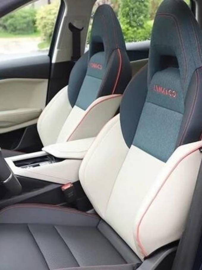 领克小型SUV