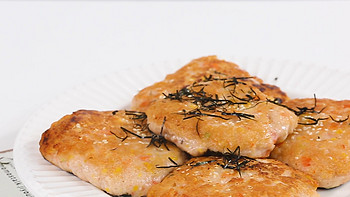 小厨爱做饭 篇一百八十一：鲜虾海苔饼，搭配喜欢的蔬菜，营养又美味 
