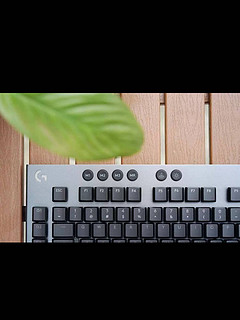 罗技G813超薄RGB矮轴游戏键盘