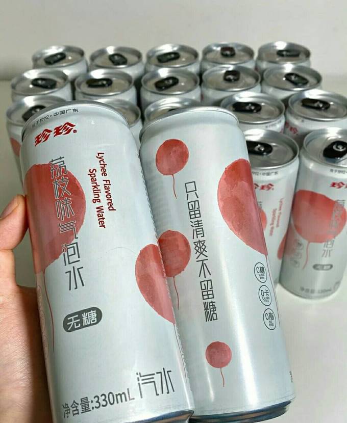 起泡饮用水