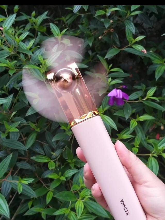 ​夏日必备神器!手持小风扇!