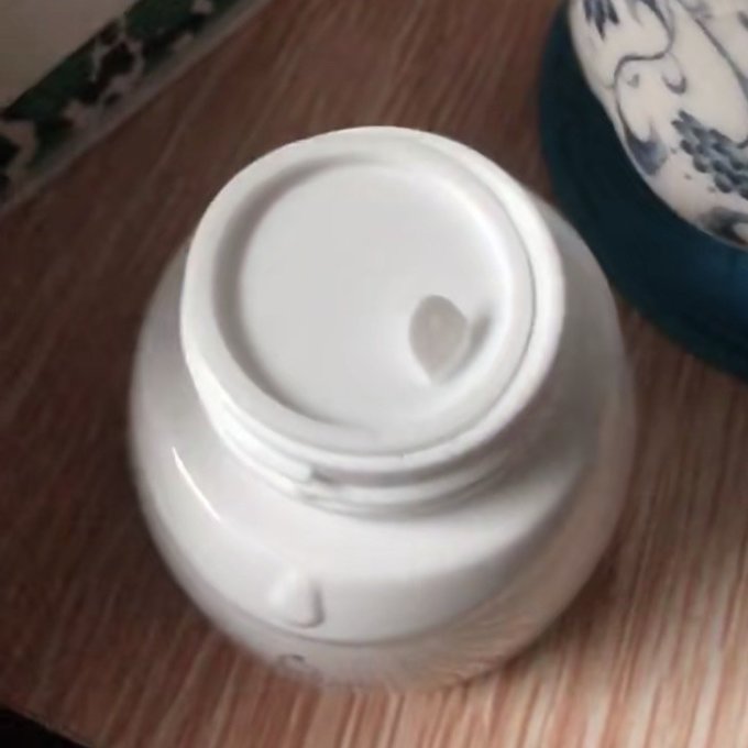 小迷糊涂抹面膜