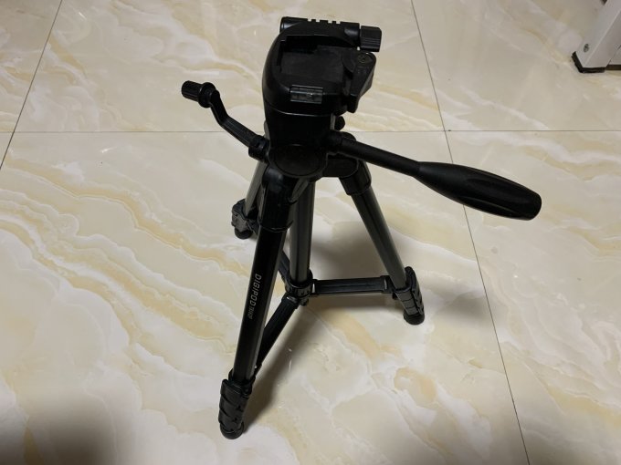蓝迈脚架