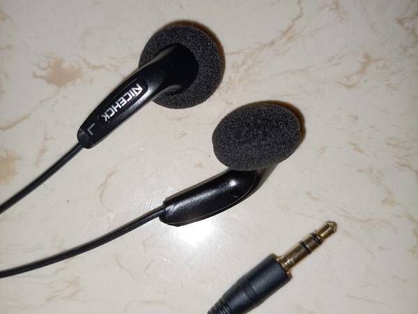 9.9包邮的王者——原道、无迹耳机