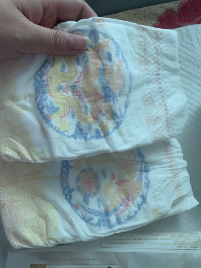好奇婴儿尿裤
