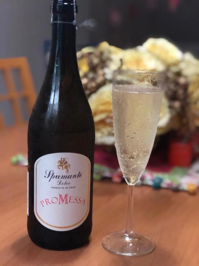承诺起泡酒