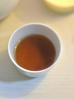 大餐之后的一杯茶，缓解油腻感