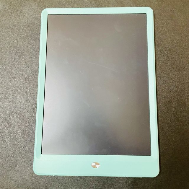 液晶小黑板，陪娃涂涂画画的好玩具
