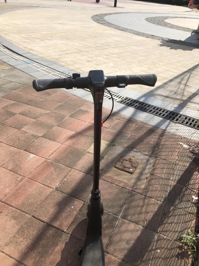 儿童滑板车