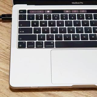 Samsung PM9A1 GEN4 SSD用USB 4硬盘盒在雷电3和雷电4下速率能到多少？