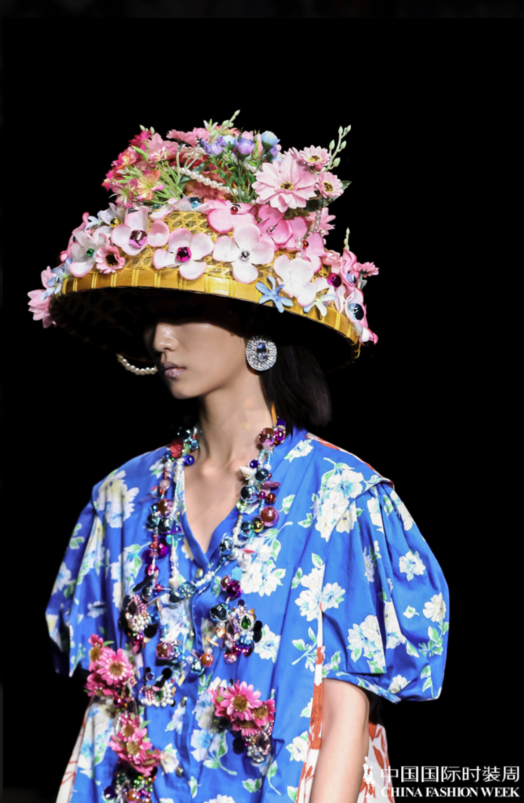 女神种草集VOL.05：好似落入一个花花世界～CHENG CHENG·程澄 2022春夏大秀！
