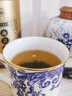 对自己好点，喝喝银毫茉莉花茶！