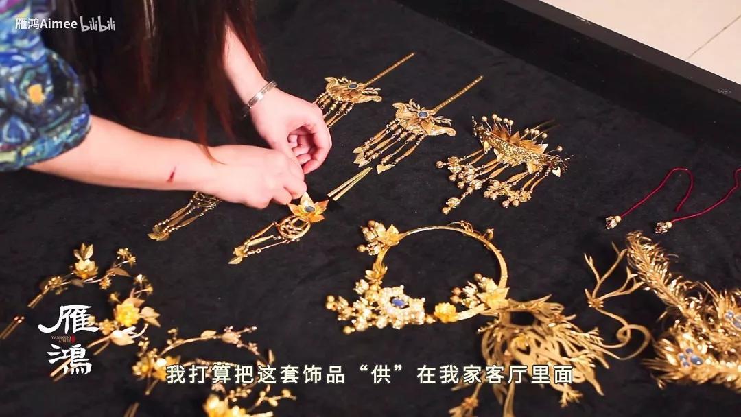 用“易拉罐,破窗帘”做首饰竟狂吸22万粉,视频播放破550万!