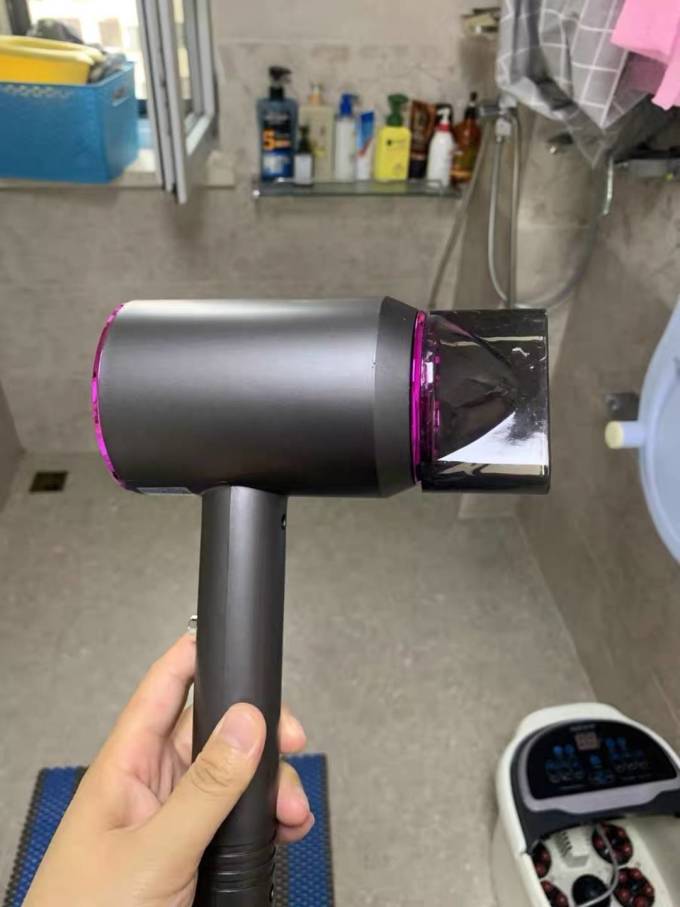 电吹风