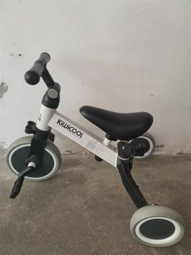 小巧又轻便的平衡车