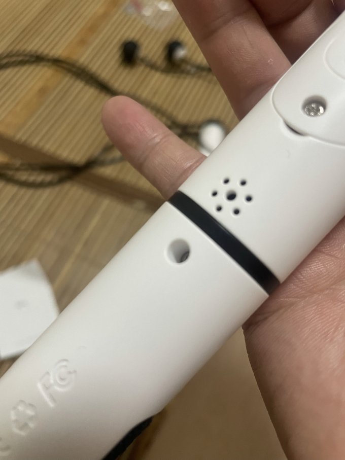 苏宁小Biu跳绳