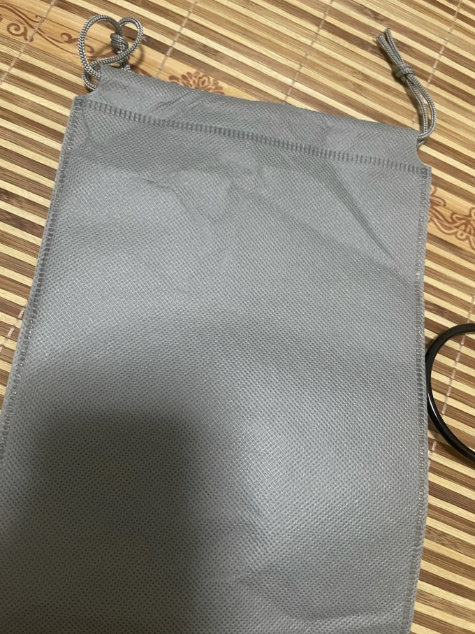 苏宁小Biu跳绳