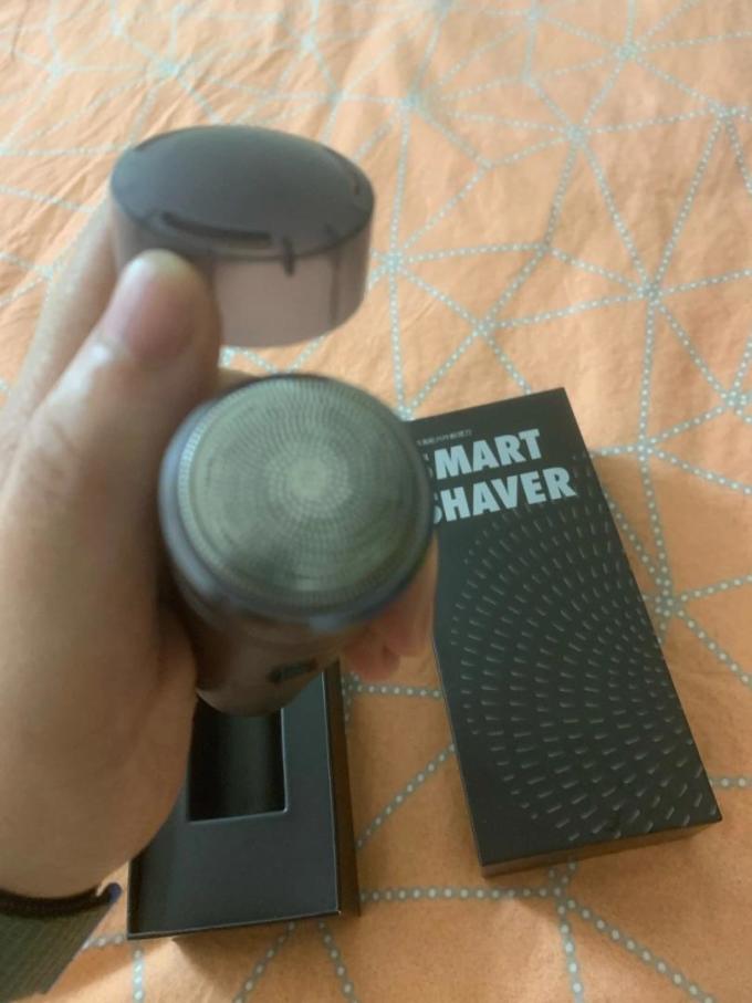 须眉电动剃须刀