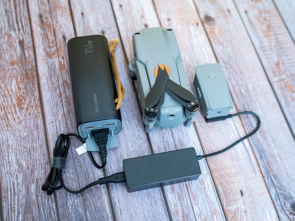 哈能户外电源：带220V交流电的充电宝