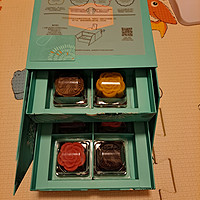 星巴克星悦月饼礼盒，今年的设计超级赞