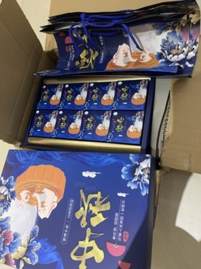 小乖总月饼