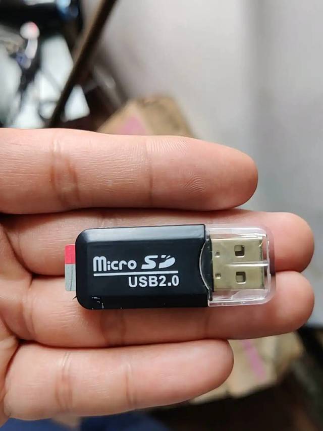 存储卡读卡器