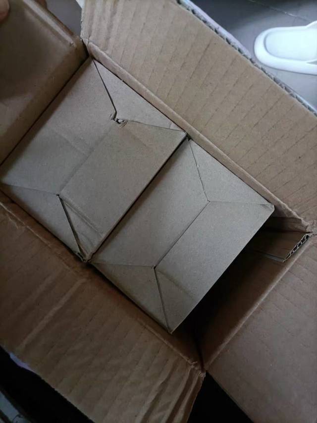 卡哇伊的宇航员摆件，放桌面真的很合适！