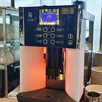 家用咖啡机指南 篇十一：【酒店里的咖啡机】10万块的骚红全自动 杭州凯宾斯基里的WMF