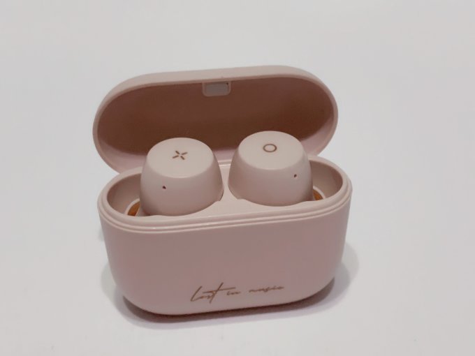 小巧可爱很开心漫步者x冇心无线蓝牙耳机