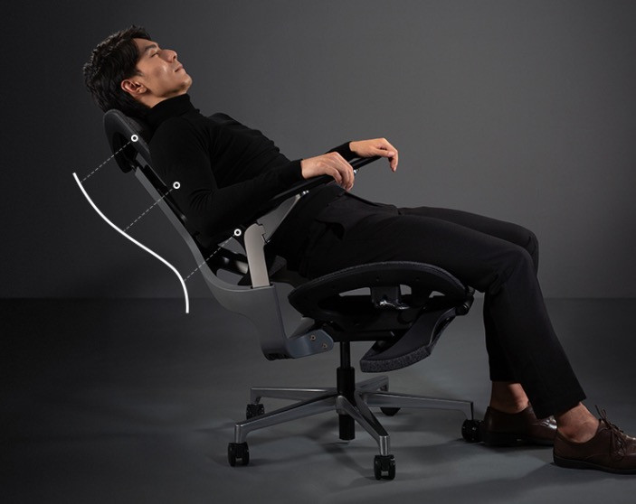 黑白调新品人体工学椅，3D腰托+6D扶手，环抱式承托更解压~