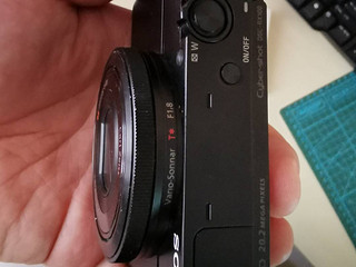 人生第二部相机-索尼rx100