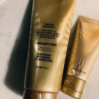 its skin 伊思蜗牛洗面奶