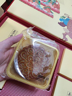 东哥免费送的五芳斋月饼，真香！