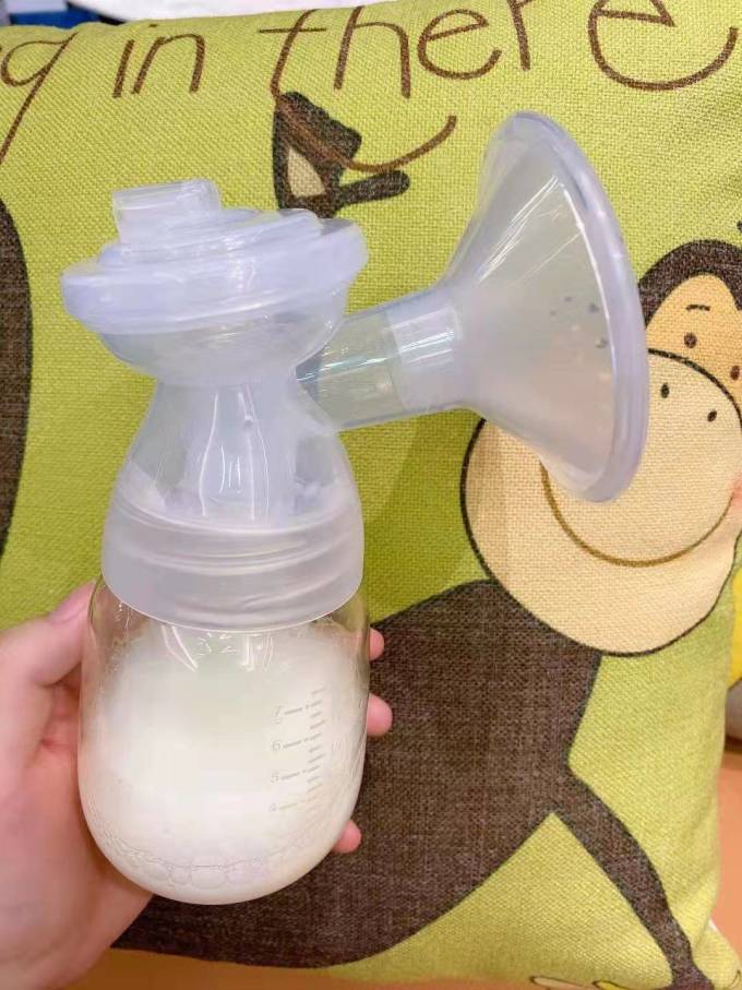 吸奶器