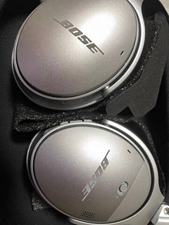 我强烈推荐Bose 35ll降噪耳机。耳