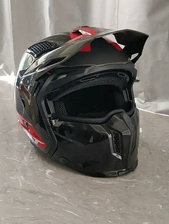MT 摩托车头盔