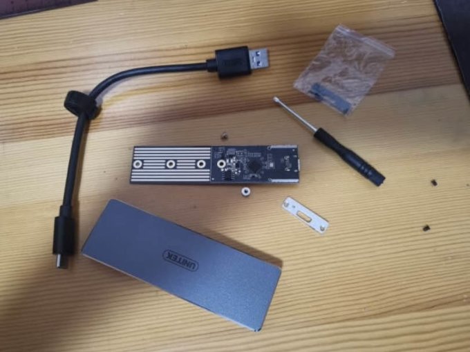 优越者移动硬盘盒