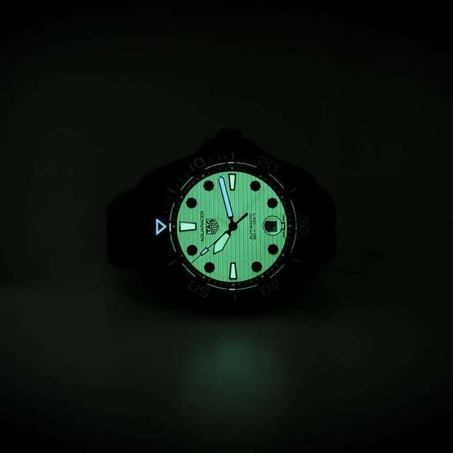 豪雅竞潜的新表这夜光亮度也是没谁了