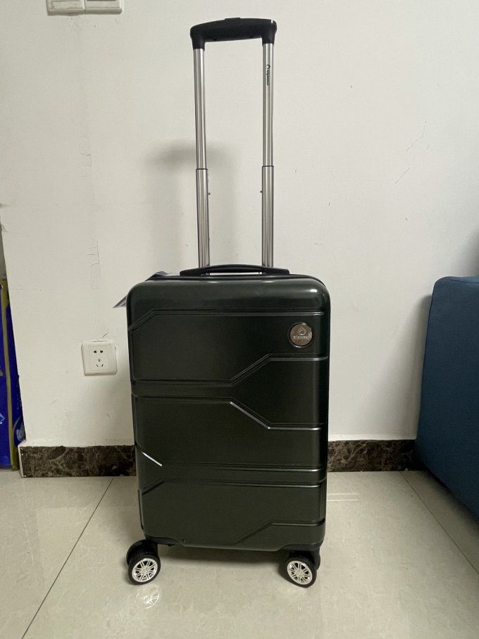 外交官拉杆箱