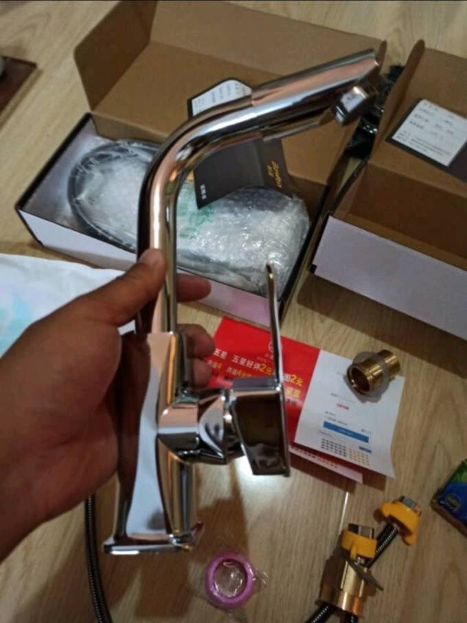 柏温卫浴用品