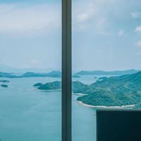 躺在床上看山海美景，这家「云端」酒店越来越火了