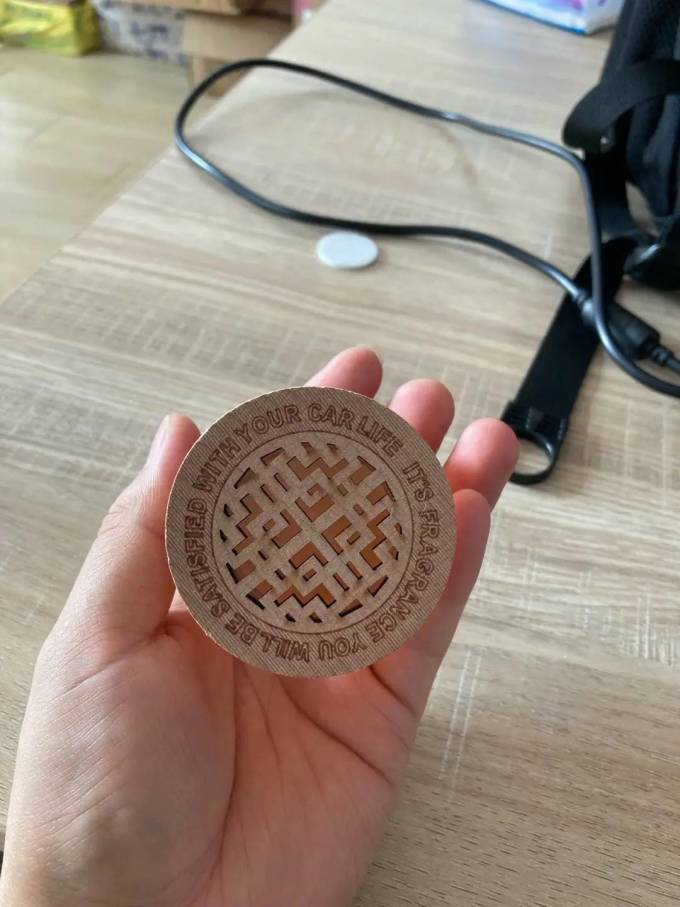 华饰车用香水
