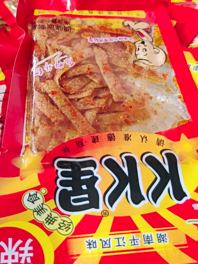 kk星辣條好吃到爆是兒時的味道推薦