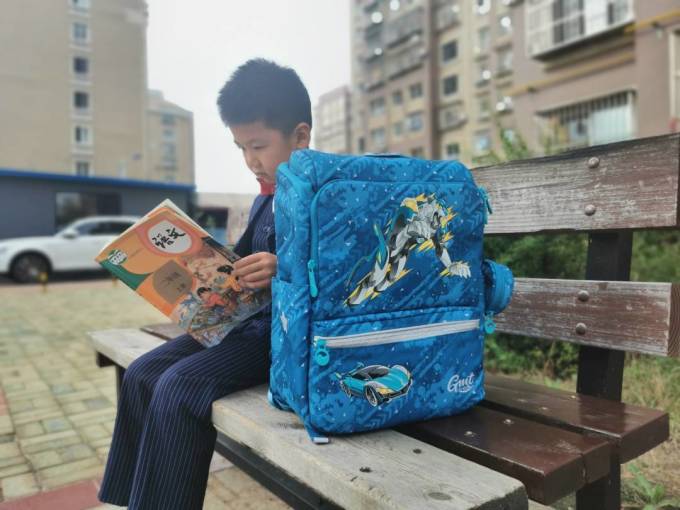 幼儿书包