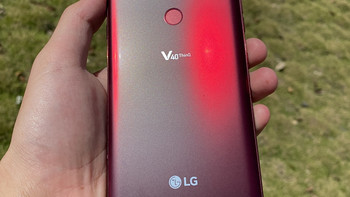 数码产品 篇一：经典洋垃圾 LG V40 