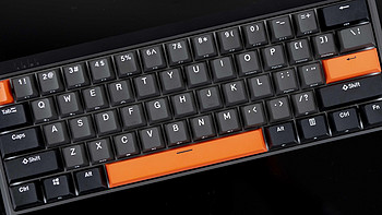 评测 篇五十二：杜伽K330W机械键盘评测：61键布局，三模连接，小体积高续航 